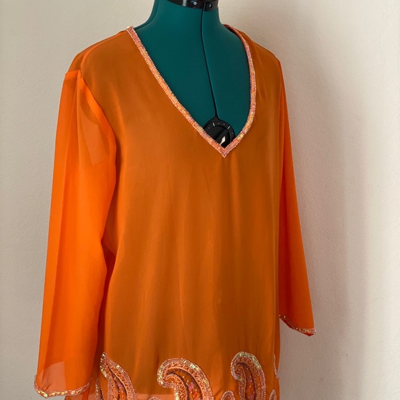 SOLDOversized hobo Bright orange chiffon sequin blouse - Picture 10 of 10